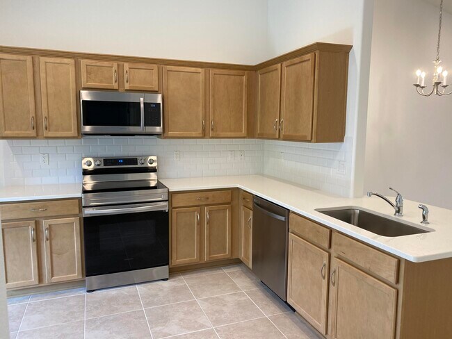 Building Photo - 17 Karas Trail