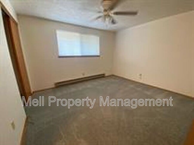 Building Photo - 1107 Thomas Ave