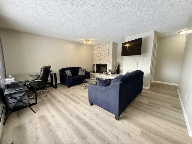 Living Room - 2808 Iris Dr