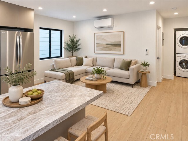 Foto del edificio - 12816 Bloomfield St