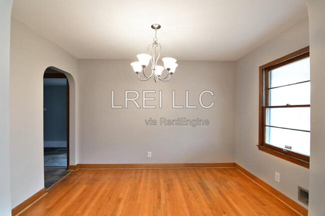 Building Photo - 3508 Janell Rd