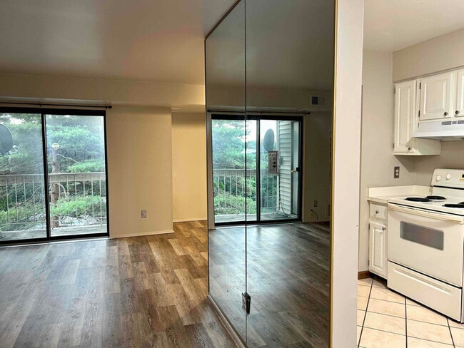 Foto del edificio - 30445 W 14 Mile Rd