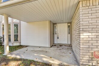 Building Photo - 18910 Yaupon Trail