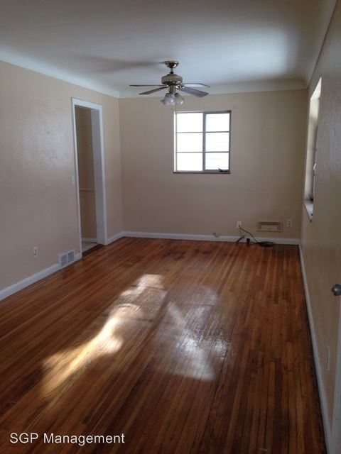 Building Photo - 3937 Wallwerth Dr