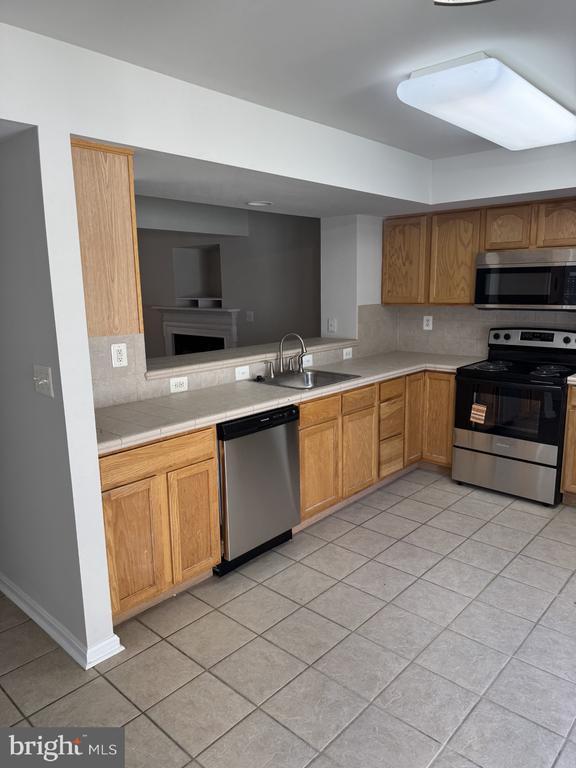 Building Photo - 46070 Callas Way