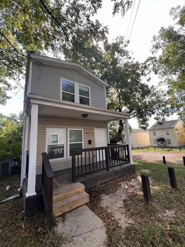 Building Photo - 2820 Divinity Ln