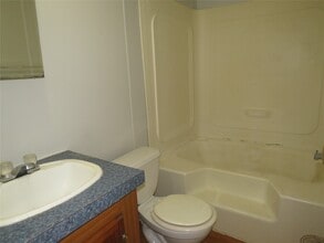 Building Photo - 735 5th St