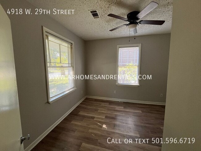 Foto del edificio - 4918 W 29th St