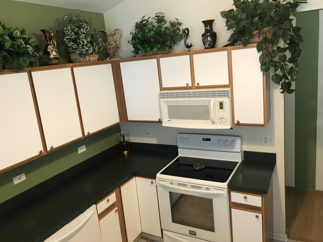 Foto del edificio - 1493 Keystone Ct