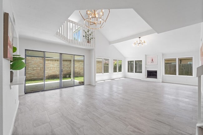 Foto del edificio - 12847 Ashford Knoll Dr