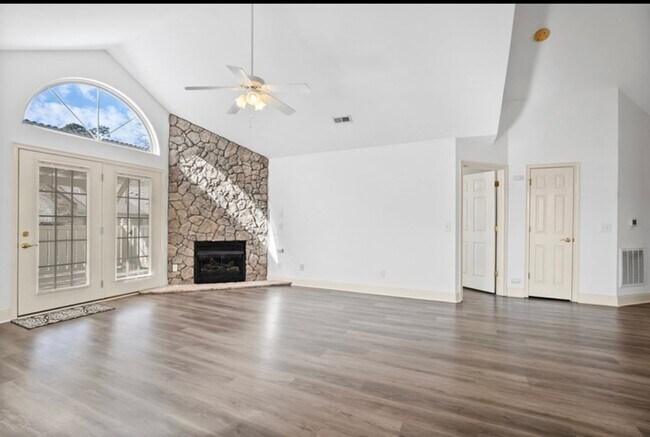 Building Photo - Beautiful house in Plantation Ridge!!