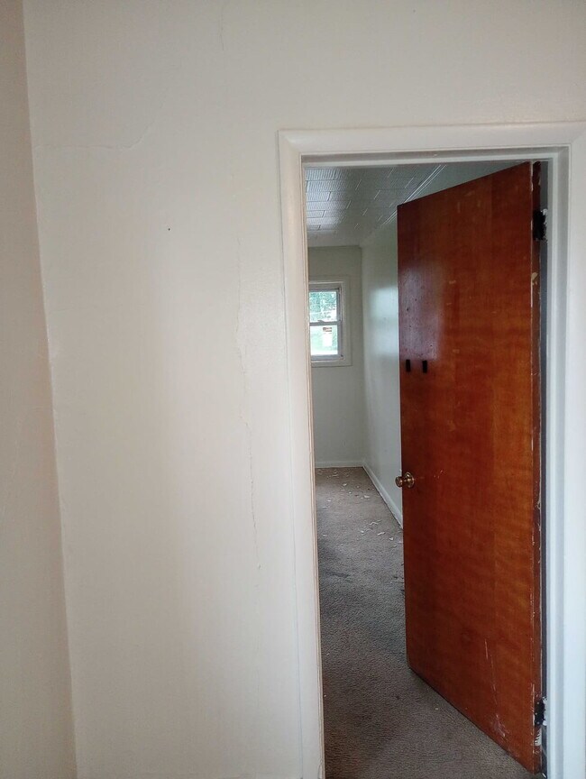 Foto del edificio - Welcome Home to Your Charming 2-Bedroom Apartment in Troy!