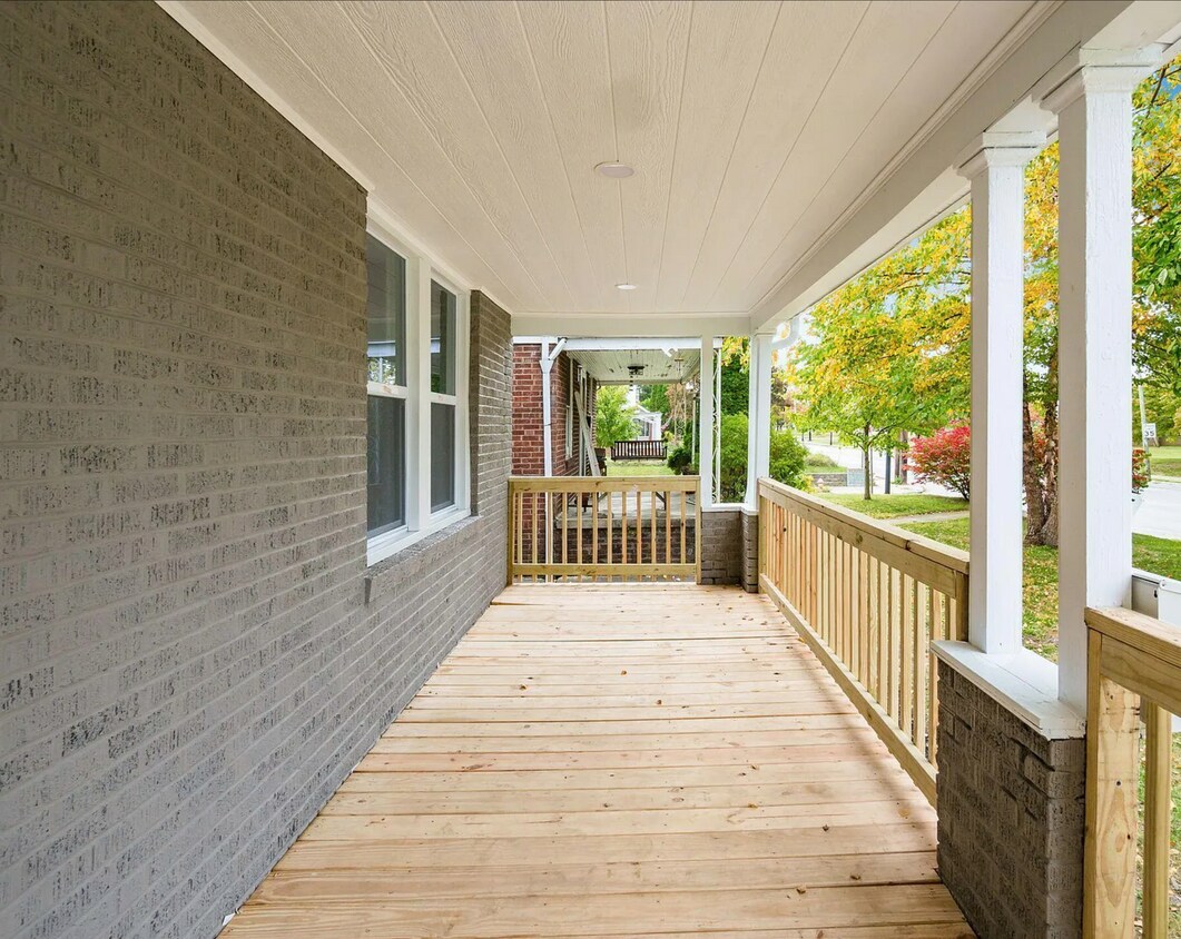 1745 Sullivant Ave, Columbus, OH 43223 House Rental in Columbus, OH