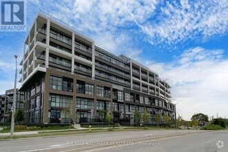Building Photo - 60-460 George Butchart Dr