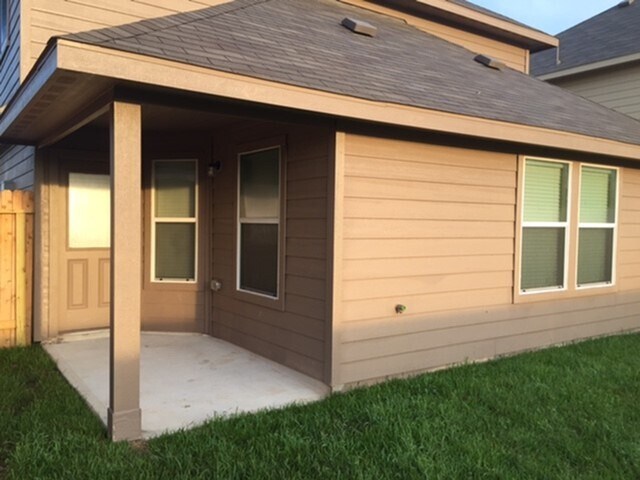 Building Photo - 5722 S Brenwood Dr