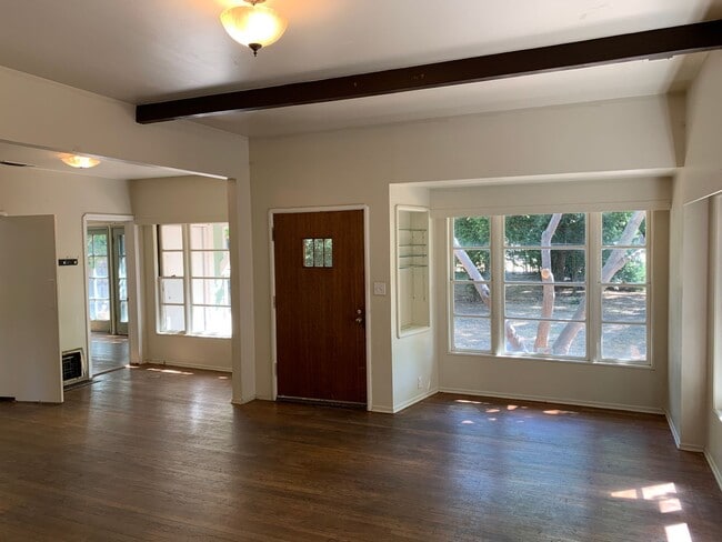 Building Photo - 1153 Arcadian Ave