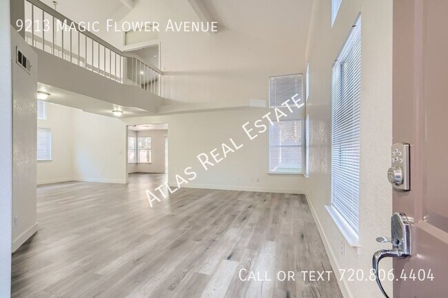 Building Photo - HOLIDAY SPECIAL! 2 WEEKS FREE RENT IF MOVE...