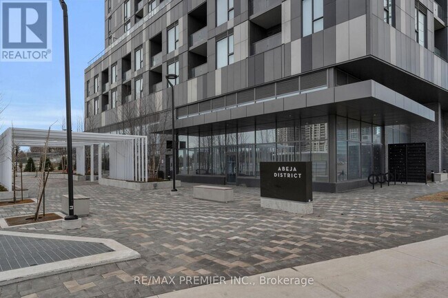 Photo du bâtiment - 498 Caldari Rd