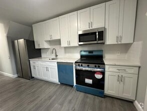Building Photo - 120 Raritan Ave