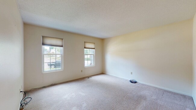 Building Photo - 1125 Butternut Ln