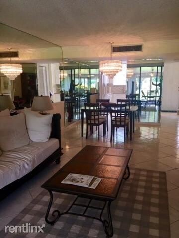 Foto del edificio - 4796 Esedra Ct