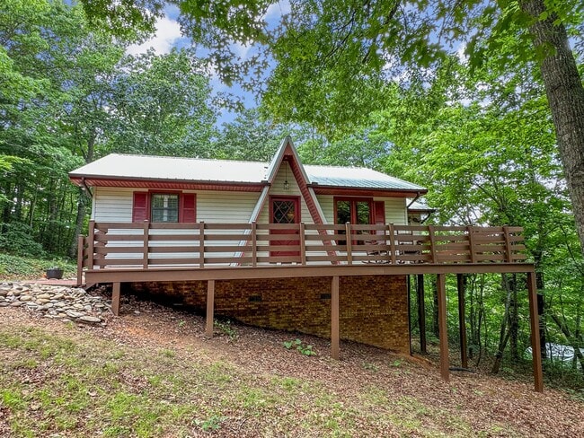Building Photo - 8835 Tallow Tree Rd