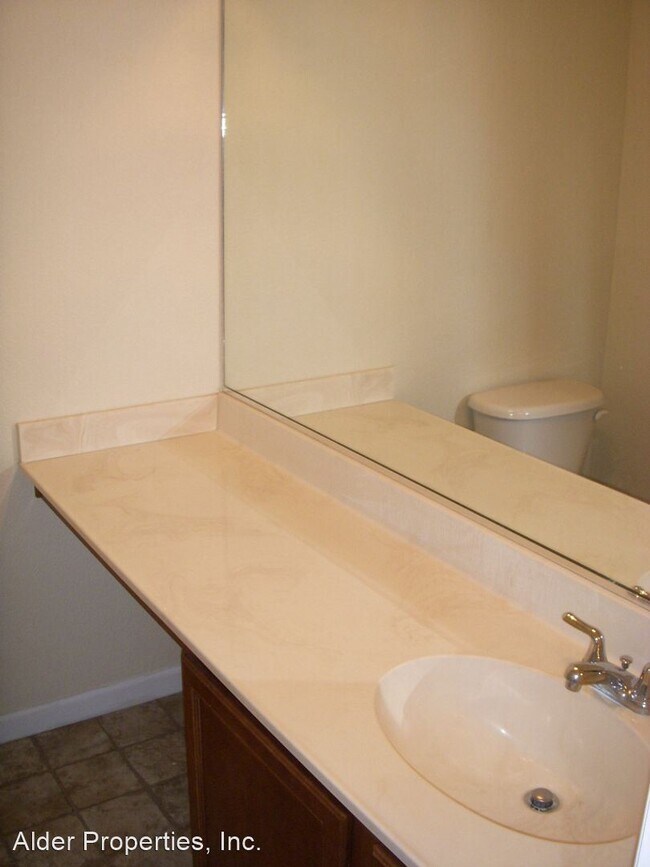 Building Photo - 3 br, 2.5 bath House - 4249 Amber Marie Lane