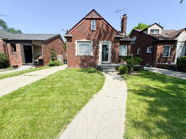 Foto del edificio - 16927 Chandler Park Dr