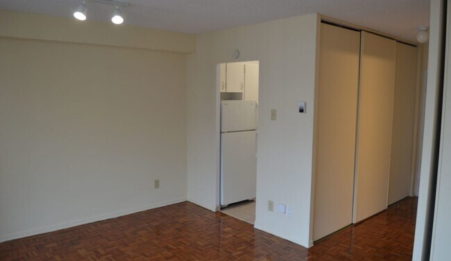 Photo du bâtiment - 545 Sherbourne