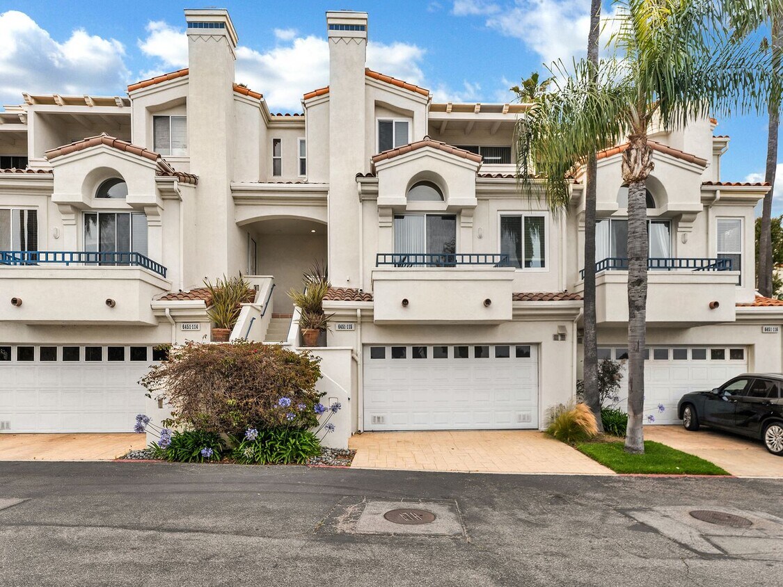 Foto principal - LOVELY POINTE AT MALIBU CONDO!