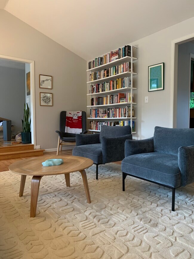 Living room - 5292 Idylwild Trl