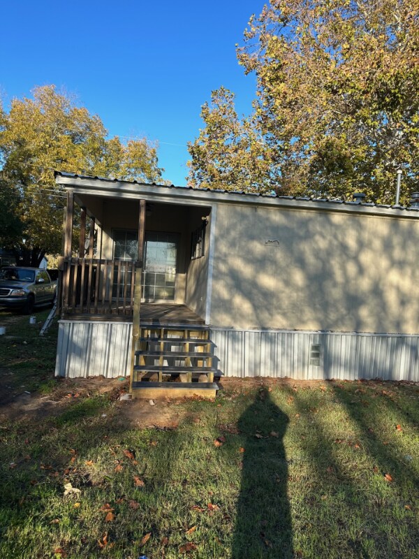Building Photo - 406 Greenfield Dr