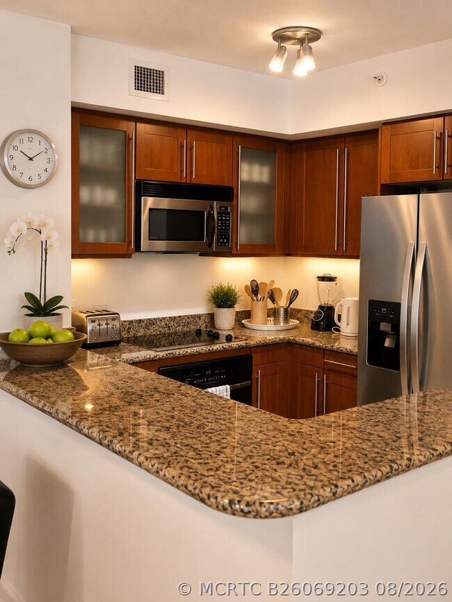 Foto del edificio - 2080 S Ocean Dr
