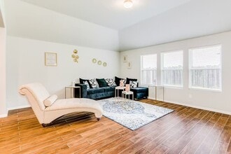 Building Photo - 7223 Foxwood Mist Trl