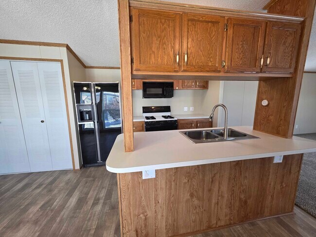 Foto del edificio - 4461 Beechwood St