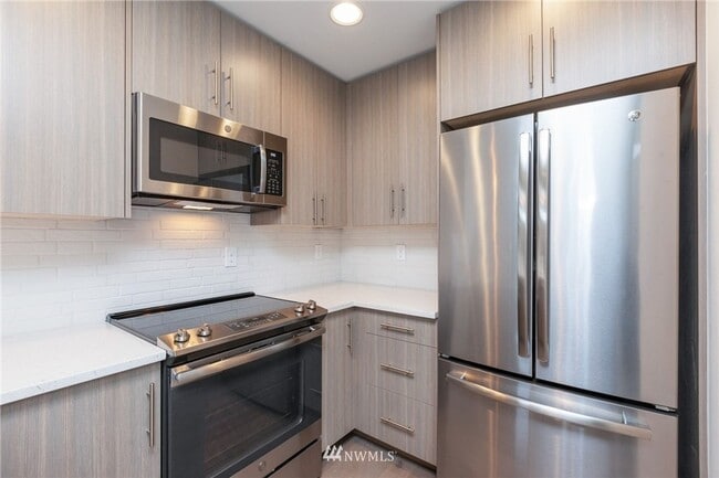 Foto del edificio - Immaculate 2 Bed 1.75 Bath Seattle Townhome!