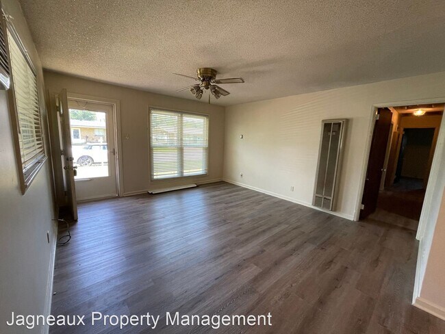 Foto del edificio - 3 br, 1.5 bath House - 1416 Cactus Dr