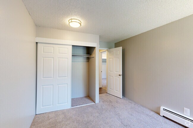 2BR, 1BA - 860SF - Oslo