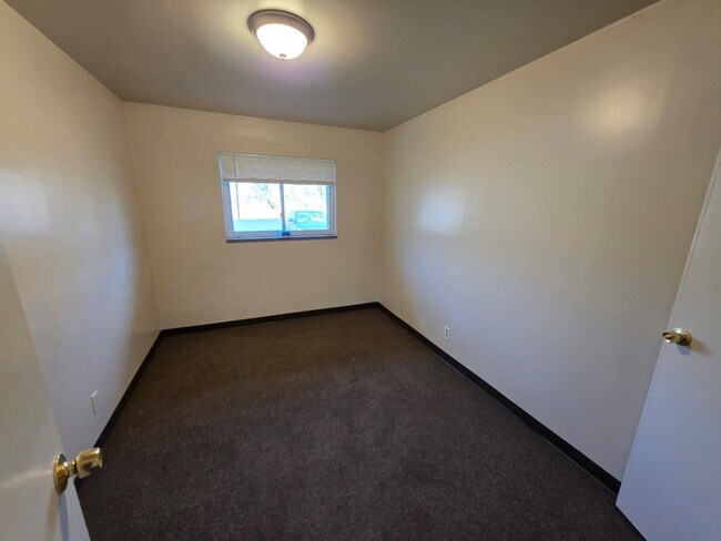 Foto del edificio - 510 E Pittsburgh McKeesport Blvd