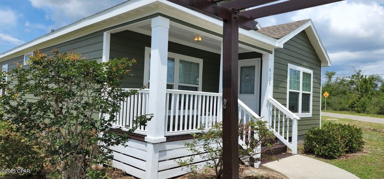 Foto del edificio - 6129 Katie Way