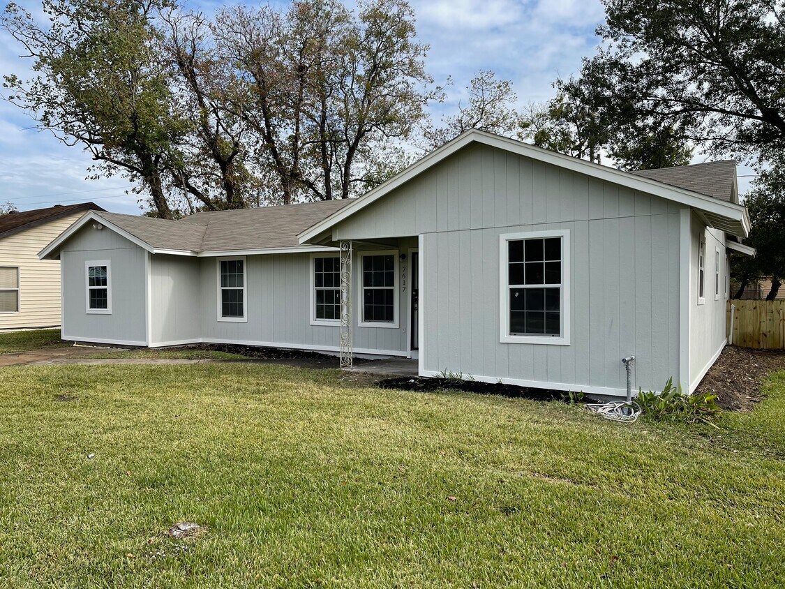 Primary Photo - 7617 Jutland Rd