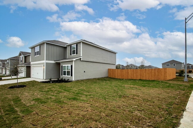 Building Photo - 10902 Chatham Ct