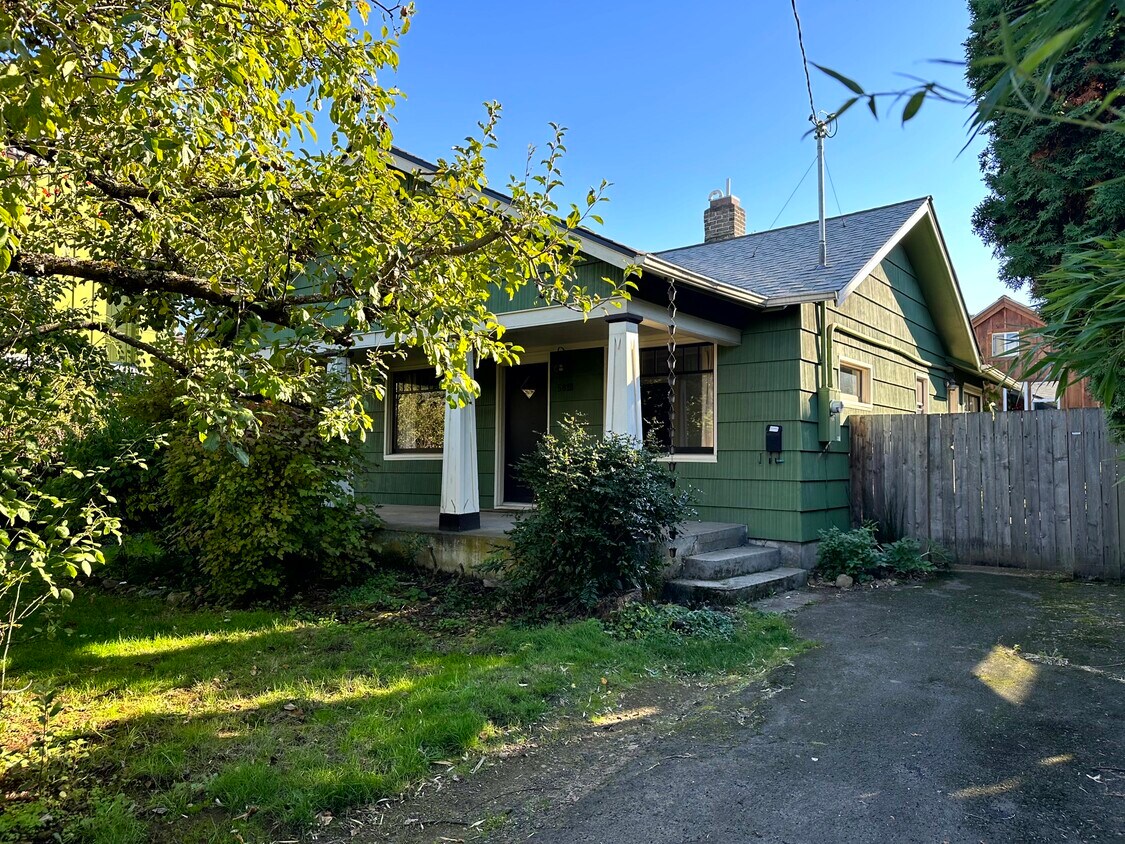 5818 NE Mason St, Portland, OR 97218 House Rental in Portland, OR