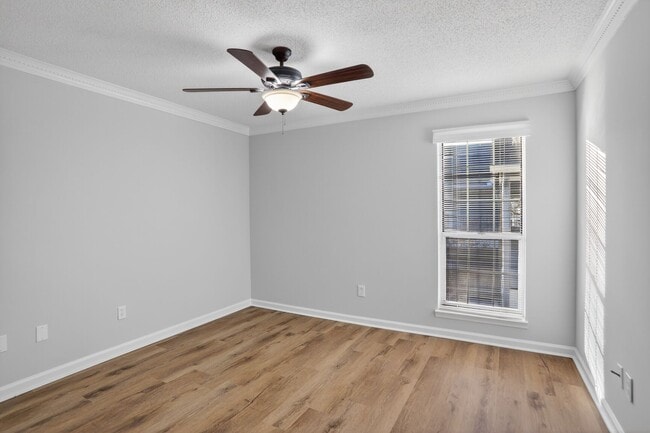 Building Photo - 307 Granville Ct