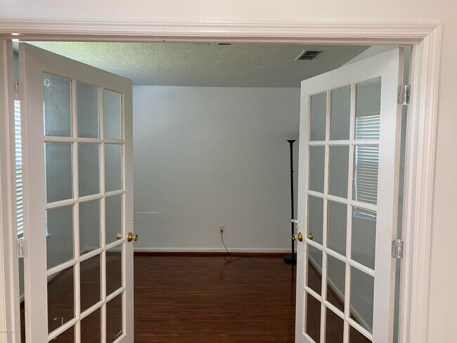 Foto del edificio - 8837 Canopy Oaks Dr