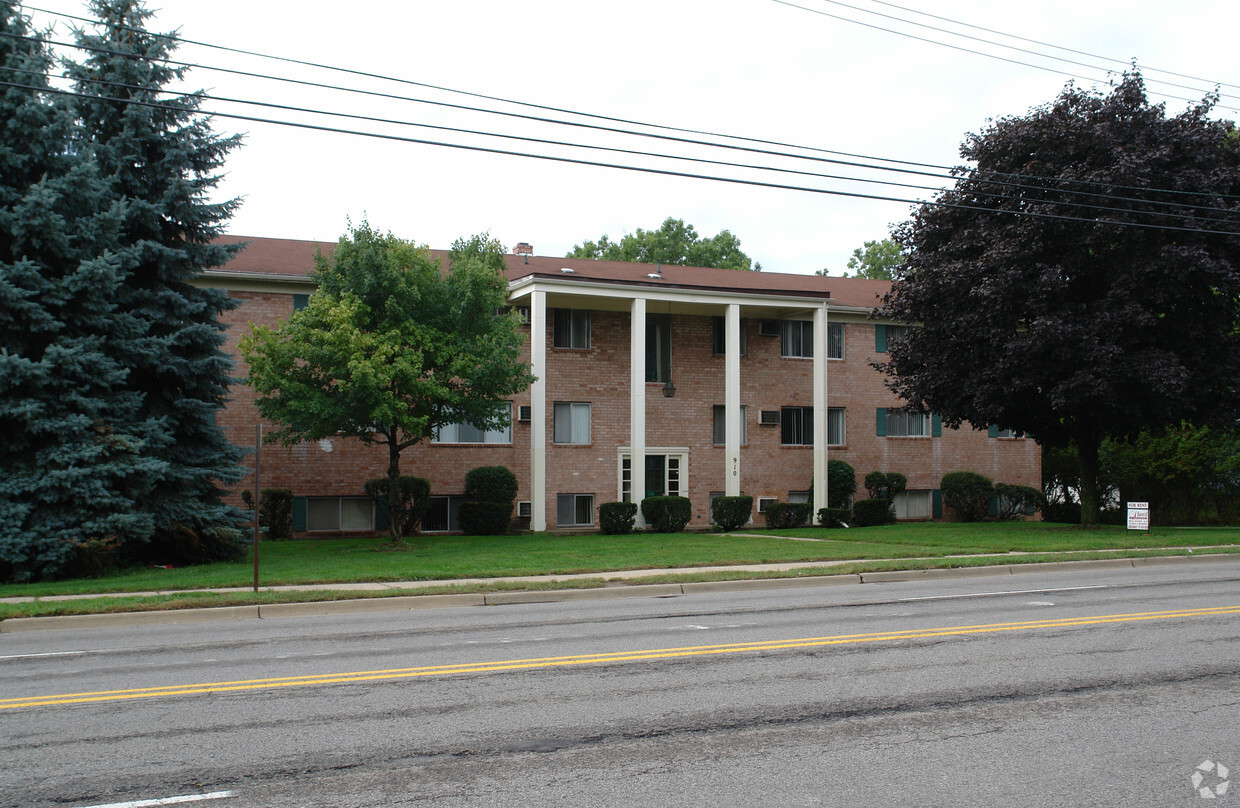 Foto principal - 910 E. Jolly Rd. #1-12