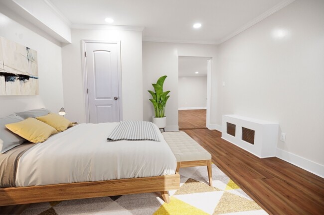 Photo - 154 S 4th St Townhome