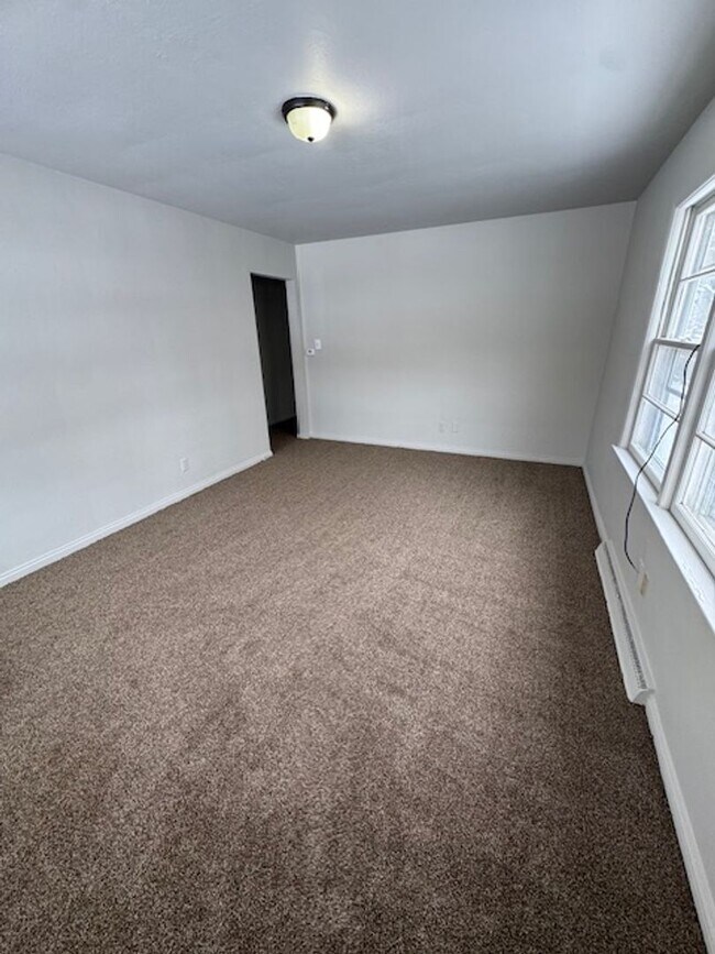 Foto del edificio - 2412 Juliette Ave