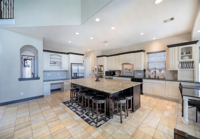 Building Photo - 25207 Springwood Lake Dr