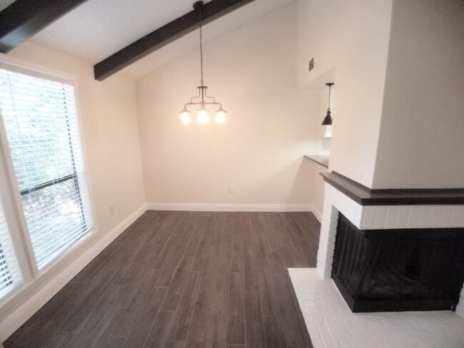 Stunning All Upgraded 2/2 Condo x Rent @ Winter Park Village next to Full Sail ! - Stunning All Upgraded 2/2 Condo x Rent @ Winter Park Village next to Full Sail !